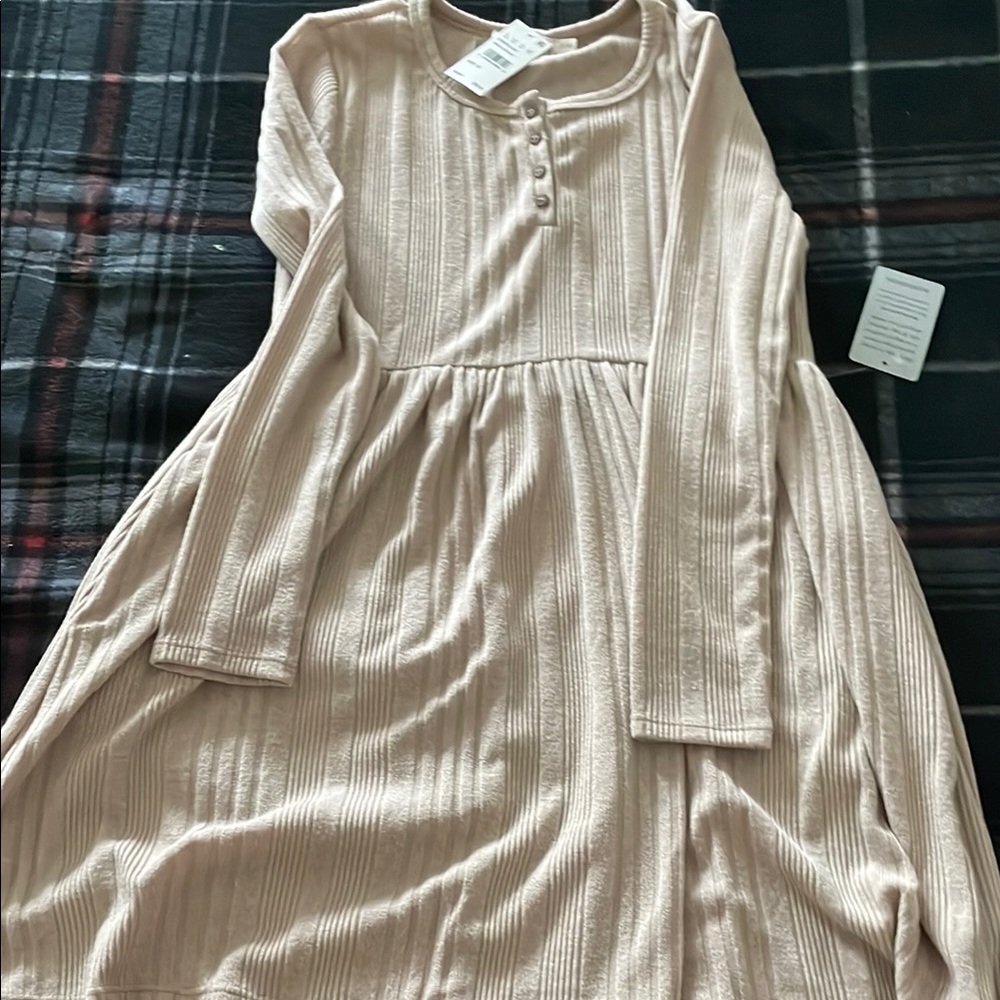 Lush long sleeve dress